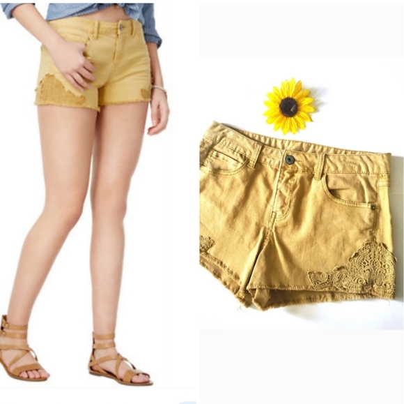 Vanilla Star Pants - Vanilla Star Crochet Casual Denim Shorts, Mustered Yellow 🌟🌟